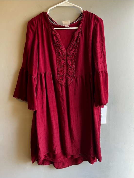 Knox Rose Dresses & Skirts - Knox Rose Burgundy Lace-Trim V-Neck Tunic Dress Large